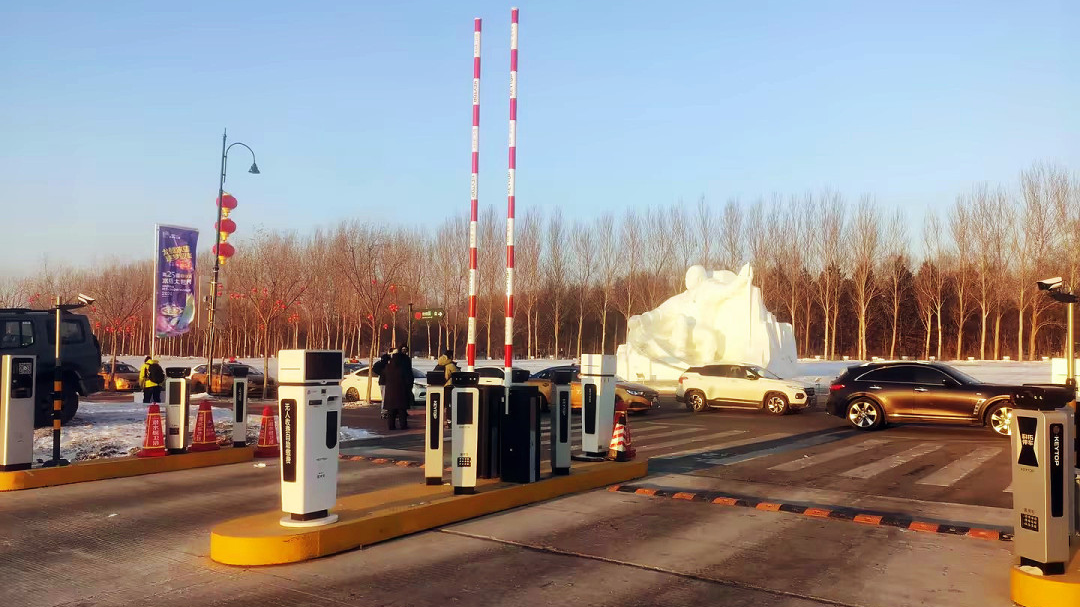 “爾濱”強勢出圈，科拓智慧停車助力多個景區(qū)迎接“八方來客”